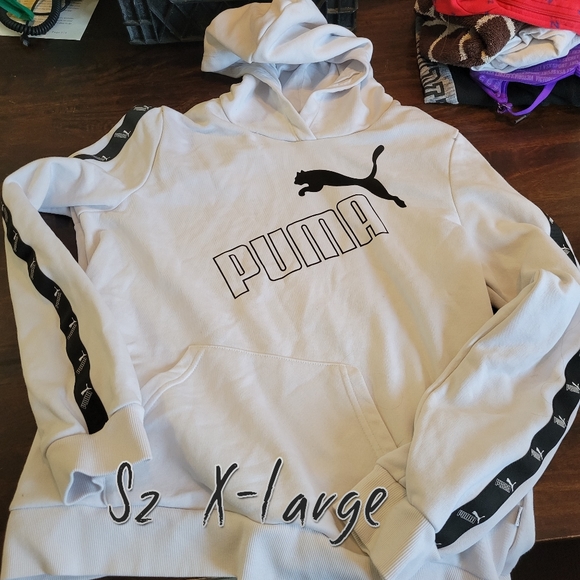 Puma Hoodie - Picture 1 of 1